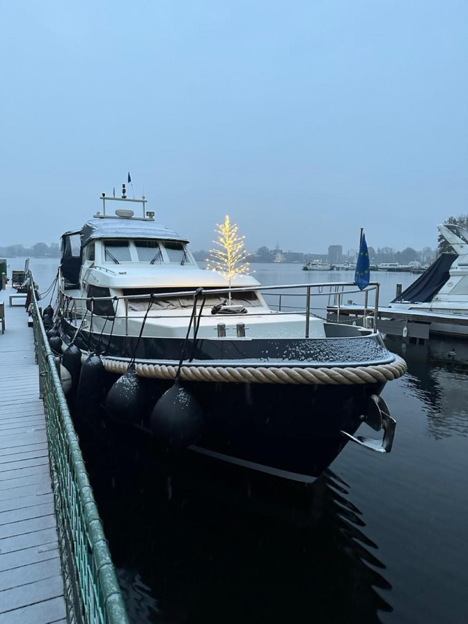 Pension Am Tiefen See Potsdam Buitenkant foto